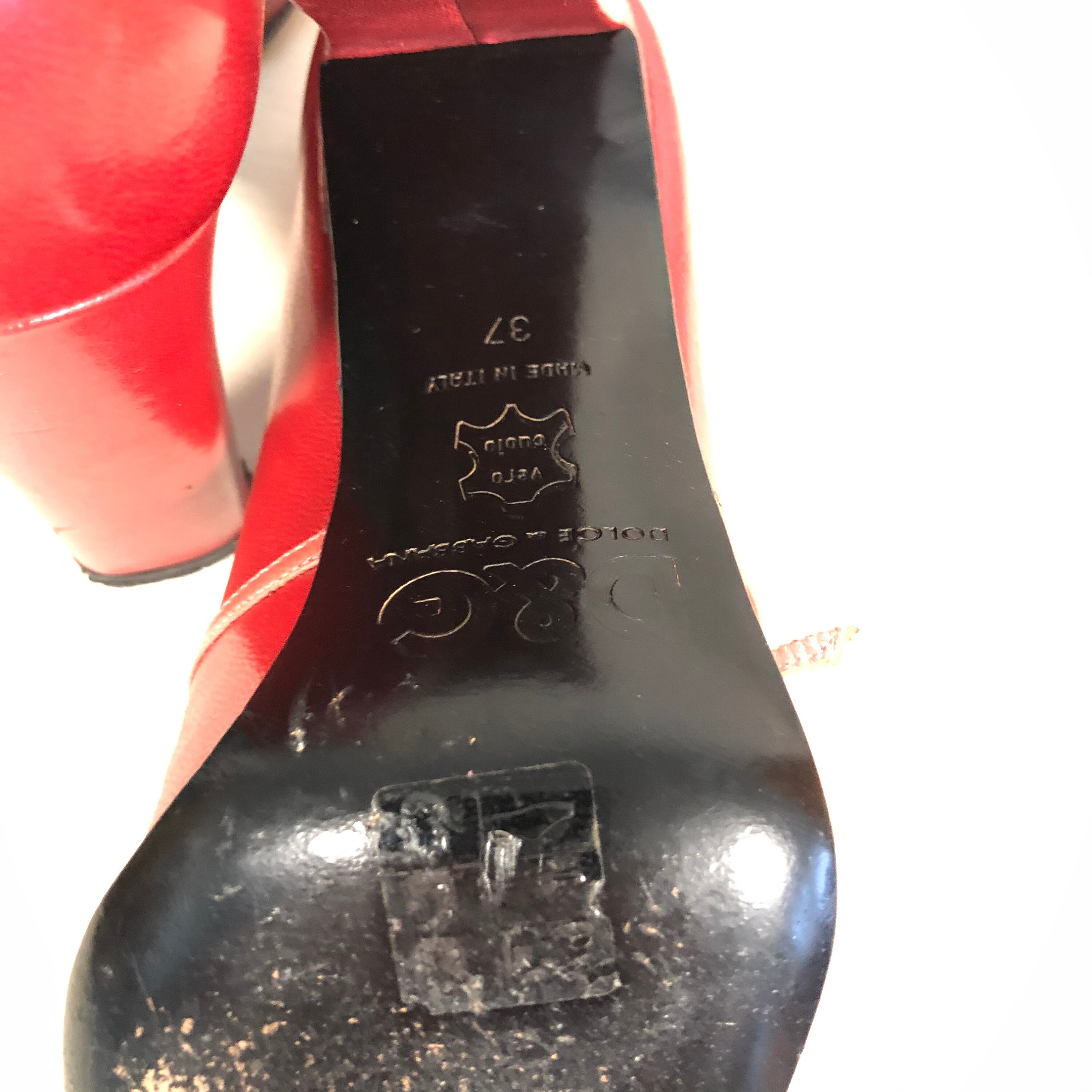 Escarpins Dolce & Gabbana Rouge Daim - Talons Aiguilles, Pointure 37, Occasion