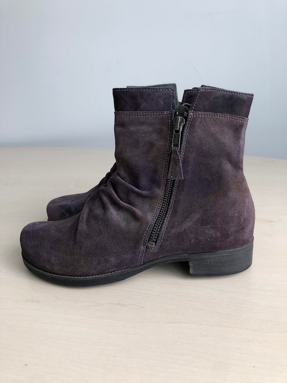 Purple colour suade leather ankle boots THINK siz… - image 2
