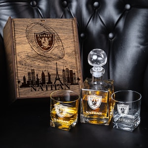 Juego de decantador de whisky personalizado -3205- Juego de whisky personalizado Equipo de fútbol Vaso de bourbon Regalo para fan de Las Vegas Vaso de whisky Regalo de Navidad