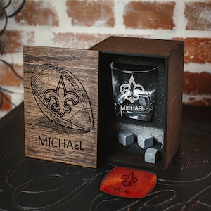 Personalized Football gift set - 09  - Football fan gift - Decanter and Whiskey Glass in wood box - Personalized whiskey gift set