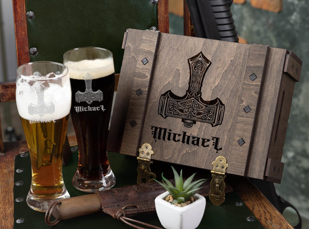 Engraved Beer Glass Gift Set – Personalized Wooden Box - Etsy