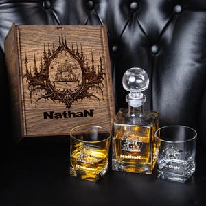 Personalized Whiskey Decanter Set - Cool Personalized Gift - dark side gift - Decanter Set in Wooden Box for Men Christmas Gift