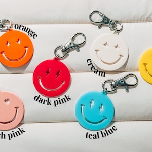 Acrylic Smiley Face Keychain | Happy Face Keychain | Cute Gift | Gifts for Her | Cute Keychain