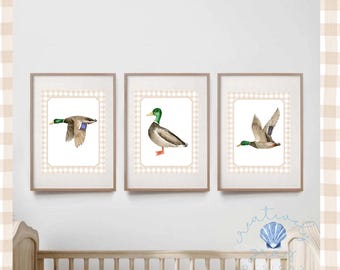 Arte para Quarto de Bebê com Pato Selvagem | Impressões em Xadrez para Bebê Menino (Download Digital)