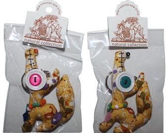 Animal pendant with button eyes - Wolf 01 - Animal doll