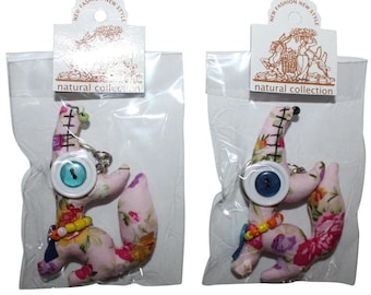Animal pendant with button eyes - Wolf 08 - Animal doll