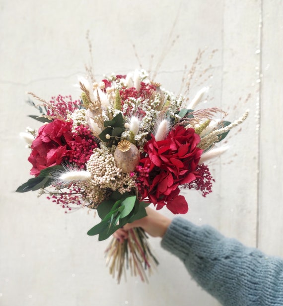 Bouquet de fleurs séchées carmin