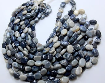 Lightning Ridge Schwarzopal Perlen: Glatter Ovaler australischer Edelstein, 18 "Strang