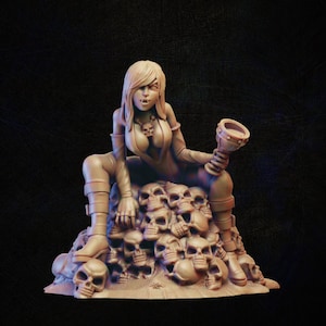 Female Vampire on Skull Pile D&D Onmioji TGM-7
