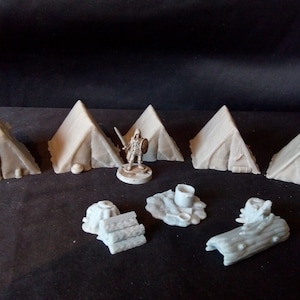 Adventurer&#39;s Camp Hero&#39;s Hoard 28mm 32mm
