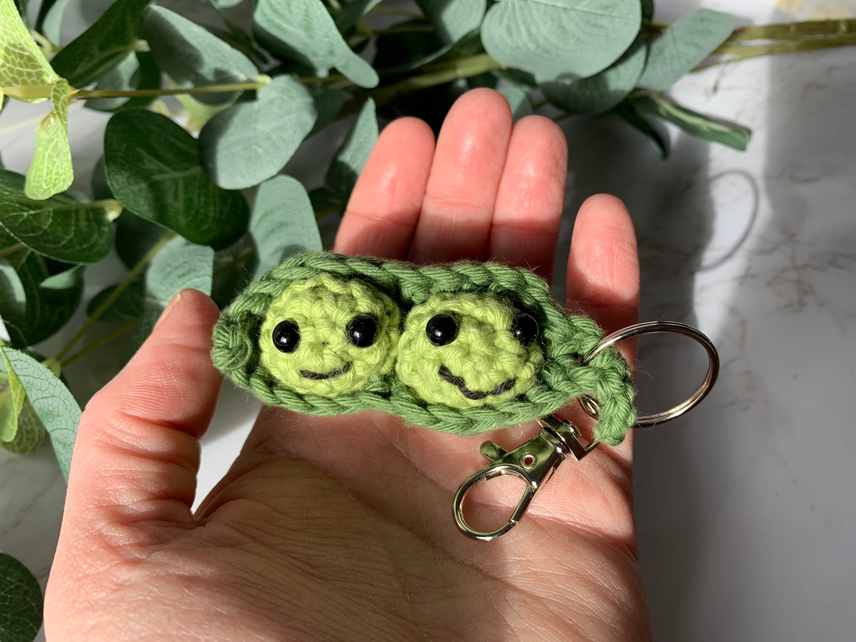 Pea cheap pod keyring