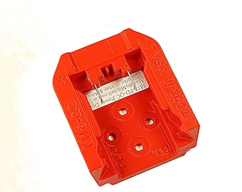 M18 Quick Connect Power Dock - Milwaukee 18V Batterihållare - Gör-det-själv - 1/4" flikterminaler USA Artikelnummer: M18-QC