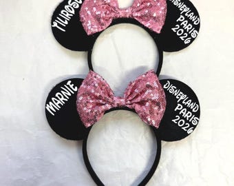 Gepersonaliseerde bijpassende familie meisjes jongens Disney Trip Minnie Mouse Ears Mickey Bow Any Name hoofdband Disneyland Disney World Reveal 2026