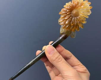 Hand Carved Xiu Jade Daisy Hair Stick - Natural Stone Hairpin