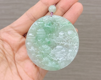 翡翠の風景画（木、山、森、川）をモチーフにした手彫りペンダント