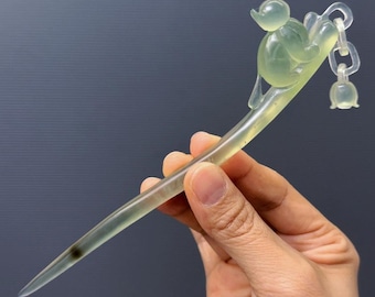 Hand Carved Jade Kitten Hairpin: Natural Xiu Jade Hair Stick