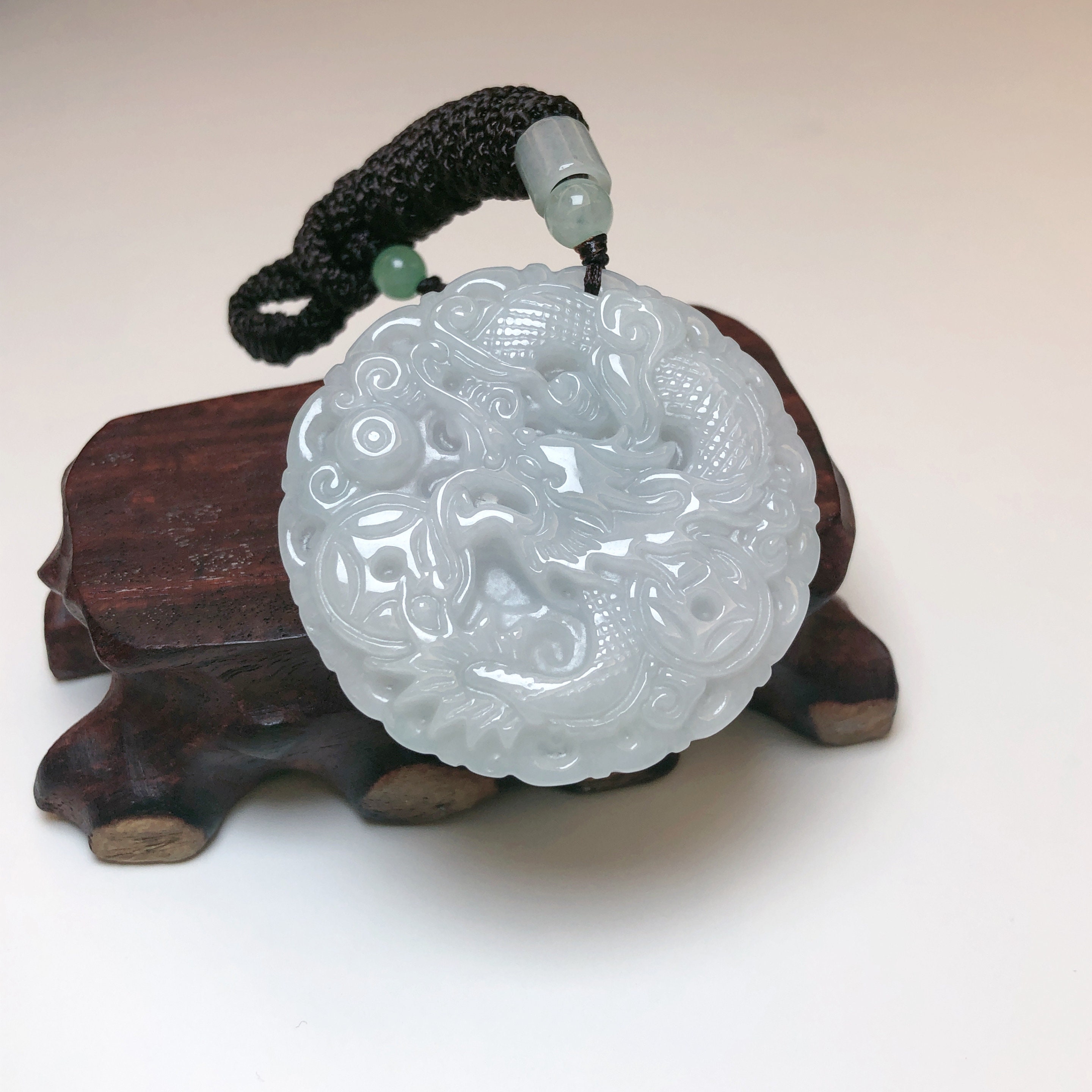Dragon jade pendant Clearance