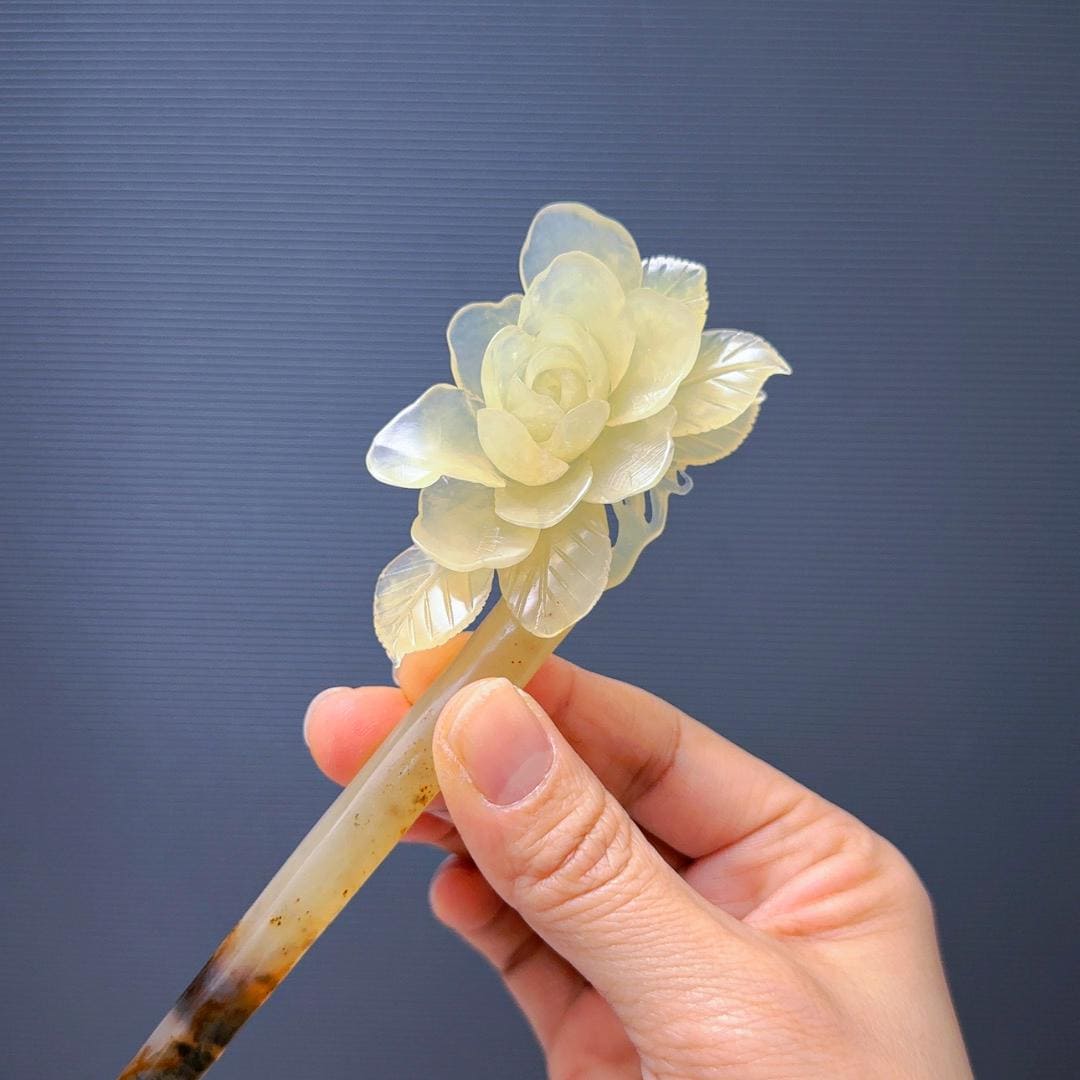 Handmade Natural Ice-yellow Xiu Jade Peony Hairpin, Sunny  display picture 2