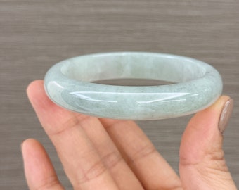 59.52mm Burmese Jadeite Bangle: Pale Gray Green, Grade A Jade