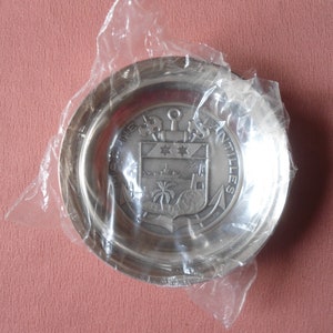 Armed Forces in the West Indies Marine Nationale Medal on silver metal cup F.I.A. Lyon Dardilly new state in packaging