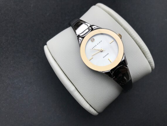 Vintage Anne Klein Silver Tone Ladies 22mm Quartz Bracelet  display picture 3