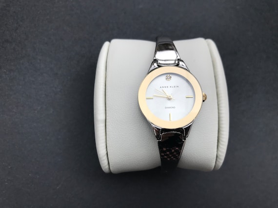Vintage Anne Klein Silver Tone Ladies 22mm Quartz Bracelet 