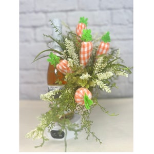 Wine bottle bouquets, House warming gift, Mother&#39;s Day Gift Wine bottle décor, Easter wine bouquet