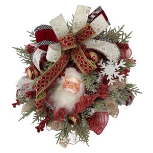 Santa Christmas Wreath: Whimsical Farmhouse Door Decor (33.5x22.5x8)