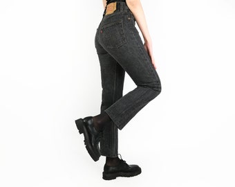 levi's slim mom jeans