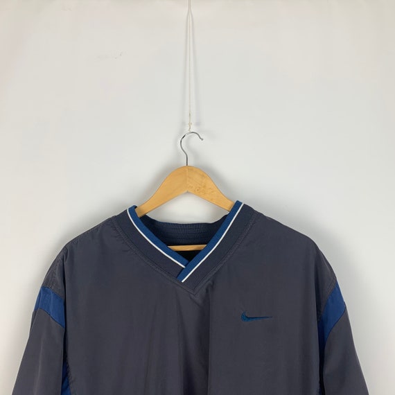 00s Vintage men's NIKE Golf  V-neck small swoosh … - image 2