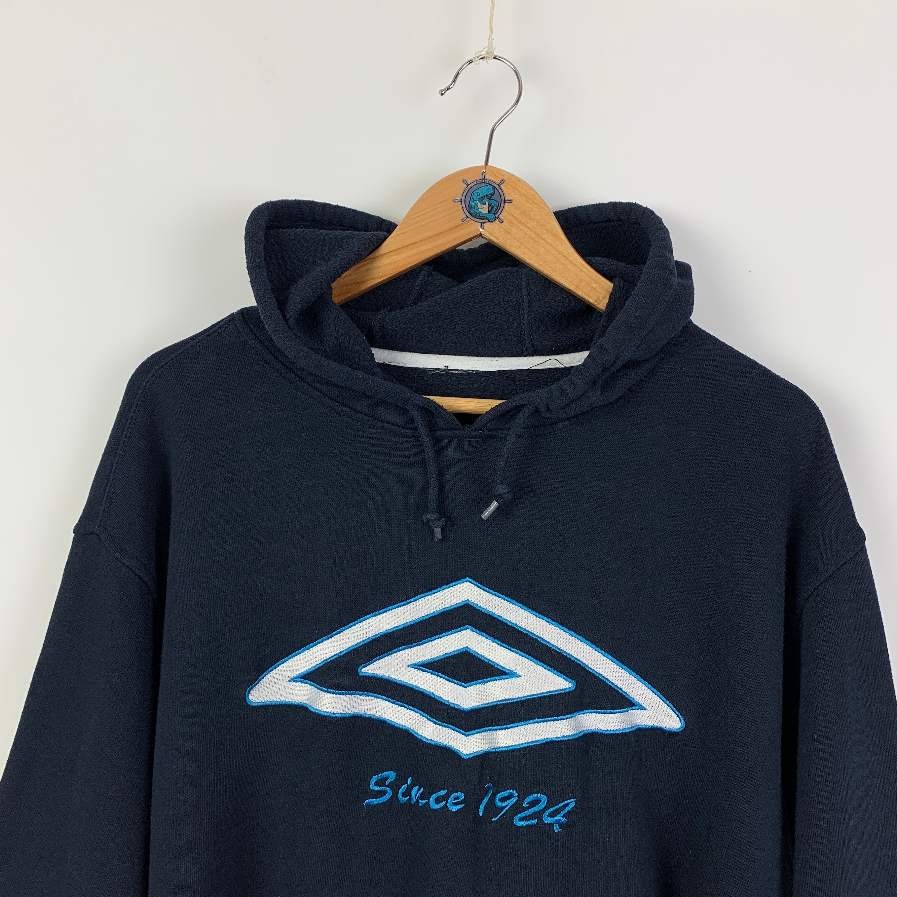【UMBRO】 ★ Wayfinder Garment Dying Hoodie ★ Vintage 00s Vintage Men's UMBRO Center Logo Black Hoodie Size XL