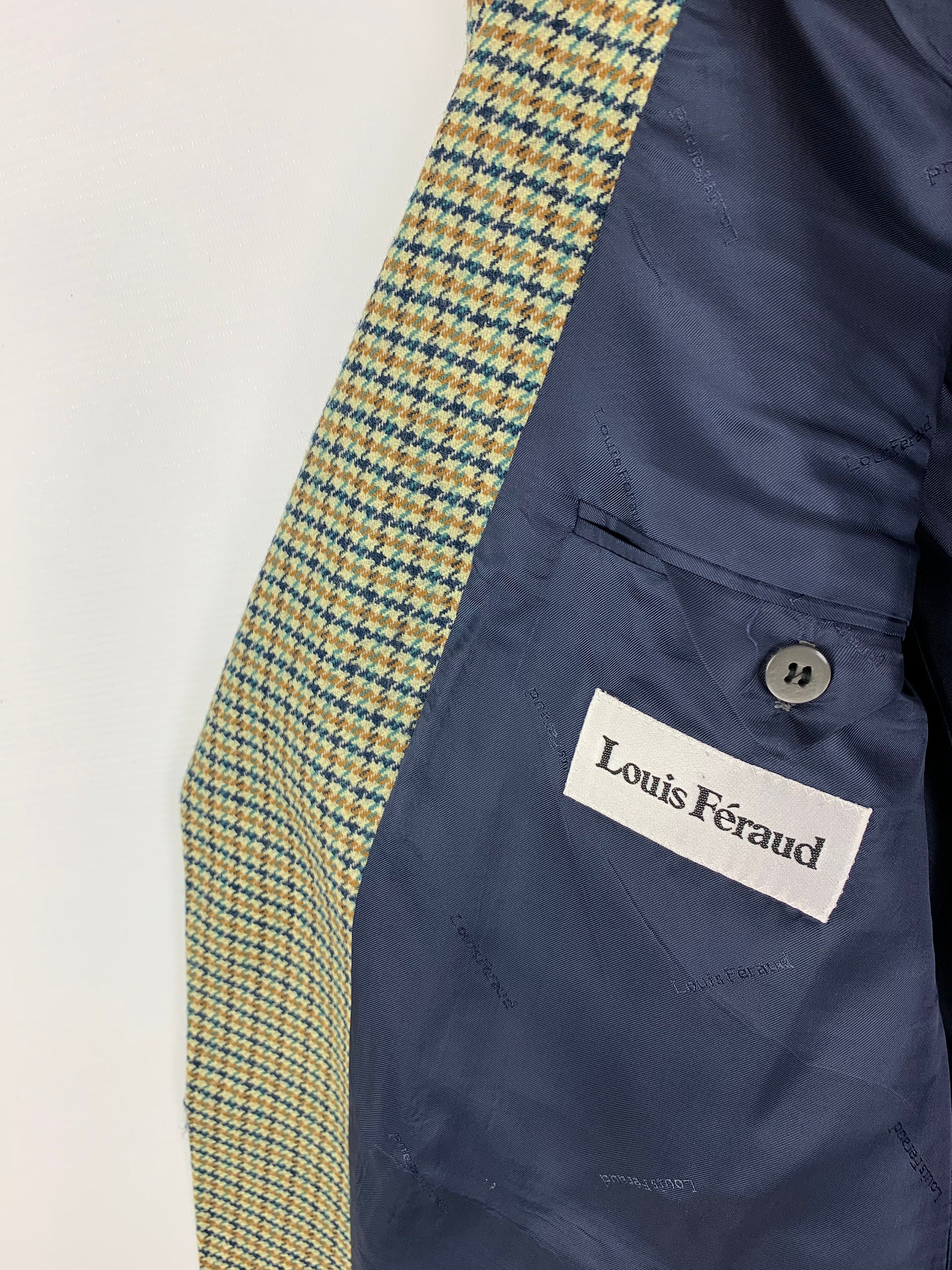 90s Vintage Men's LOUIS FERAUD Houndstooth Pattern Wool Blazer