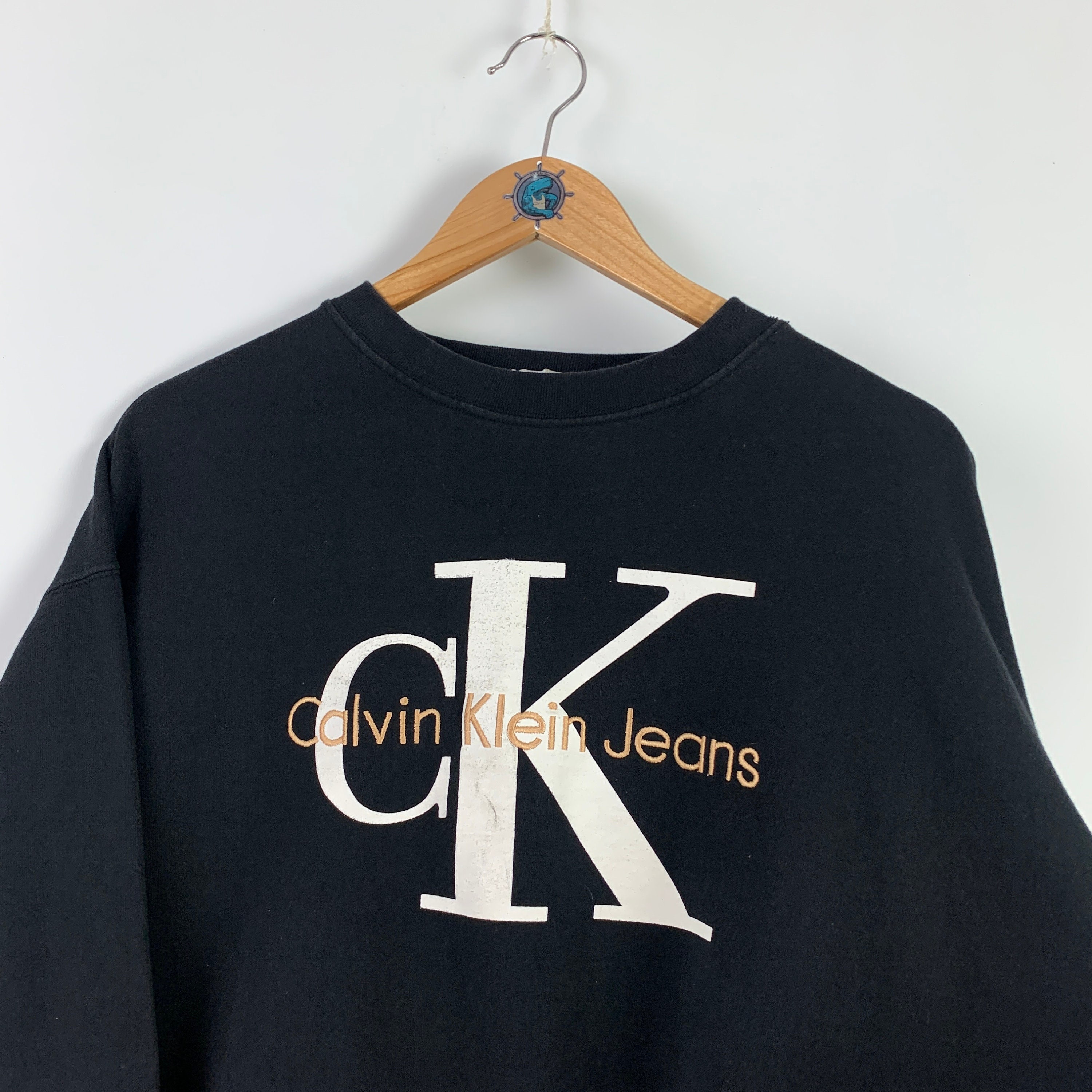 Vintage Men\'s CALVIN KLEIN Jeans Center Logo Black Sweatshirt Size L  Oversized Faded Pullover - Etsy