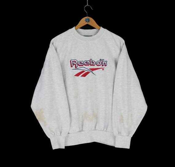 90s Vintage REEBOK Essentials Center Logo Light Gray 90s Vintage REEBOK Essentials Center Logo Light Gray