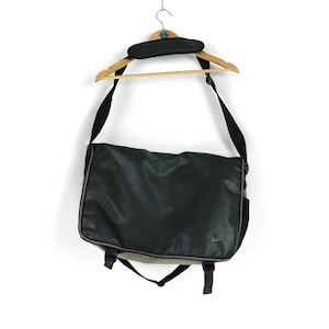 Vintage NIKE big black khaki messenger travel bag 2000s sportswear