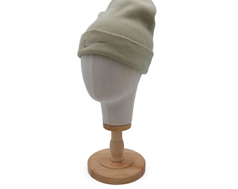 Vintage NIKE center logo swoosh beige crema hat Size One Size classic sport USA basic winter style