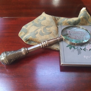Patina Brass Magnifying Glass For The Home/Office