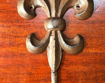 Metal Fleurde De Lis Wall Art Hook / French Inspired Wall Hook