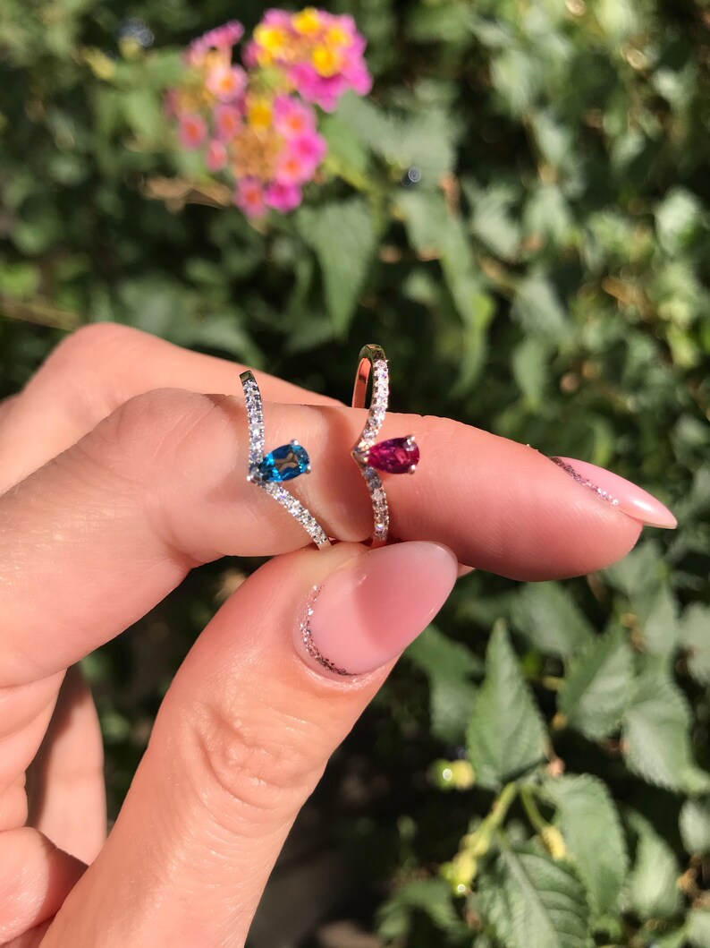 Minimalist Blue Topaz Ring in 14k Gold Dainty Promise Ring Topaz Promise Ring for Women Pear Shape London Blue Topaz And Diamond Ring
