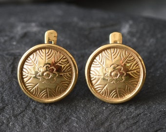 Gold Button Earrings, Round Studs, Flower Earrings, Stud Earrings, Gold Plated Earrings, Button Earrings, Disc Earrings, Vermeil Earrings