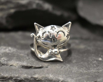 Happy Cat Ring, Solid Silver Ring, Silver Cat Ring, Magic Cat Ring, Kitten Ring, Large Cat Ring, Statement Ring, Merlin Cat Ring, Kitty Ring