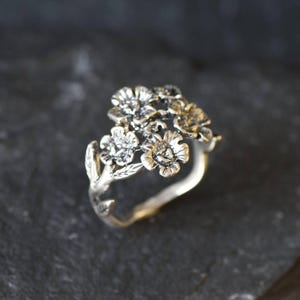 Large Flower Ring, Chunky Flower Ring, Floral Ring, Daisy Ring, Vintage Ring, Solid Silver Ring, Sterling Silver Ring, Big Statement Ring