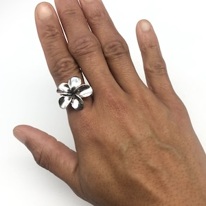 Large Silver Flower Ring, Hawaiian Flower Ring, Plumeria Ring, Large Petal Ring, Statement Flower Ring, Floral Ring, 925 Sterling Silver