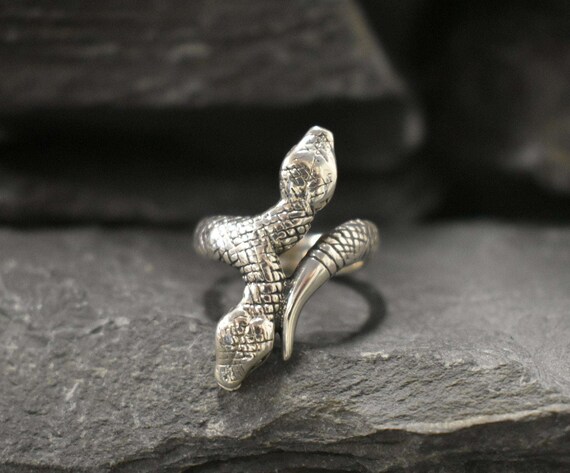 Bague tete de serpent hotsell