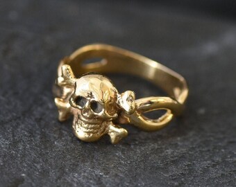 Gold Skull Ring, Skull Band, Gold Vintage Ring, Artistic Ring, Skeleton Ring, Gothic Ring, Pirate Ring, 18K Gold Plated, Gold Vermeil