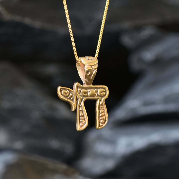Gold Hebrew Chai Pendant, Chai Necklace, Gold Plated Pendant, Hebrew Pendant, Life Symbol, Jewish Pendant, Symbolic Necklace, Gold Vermeil