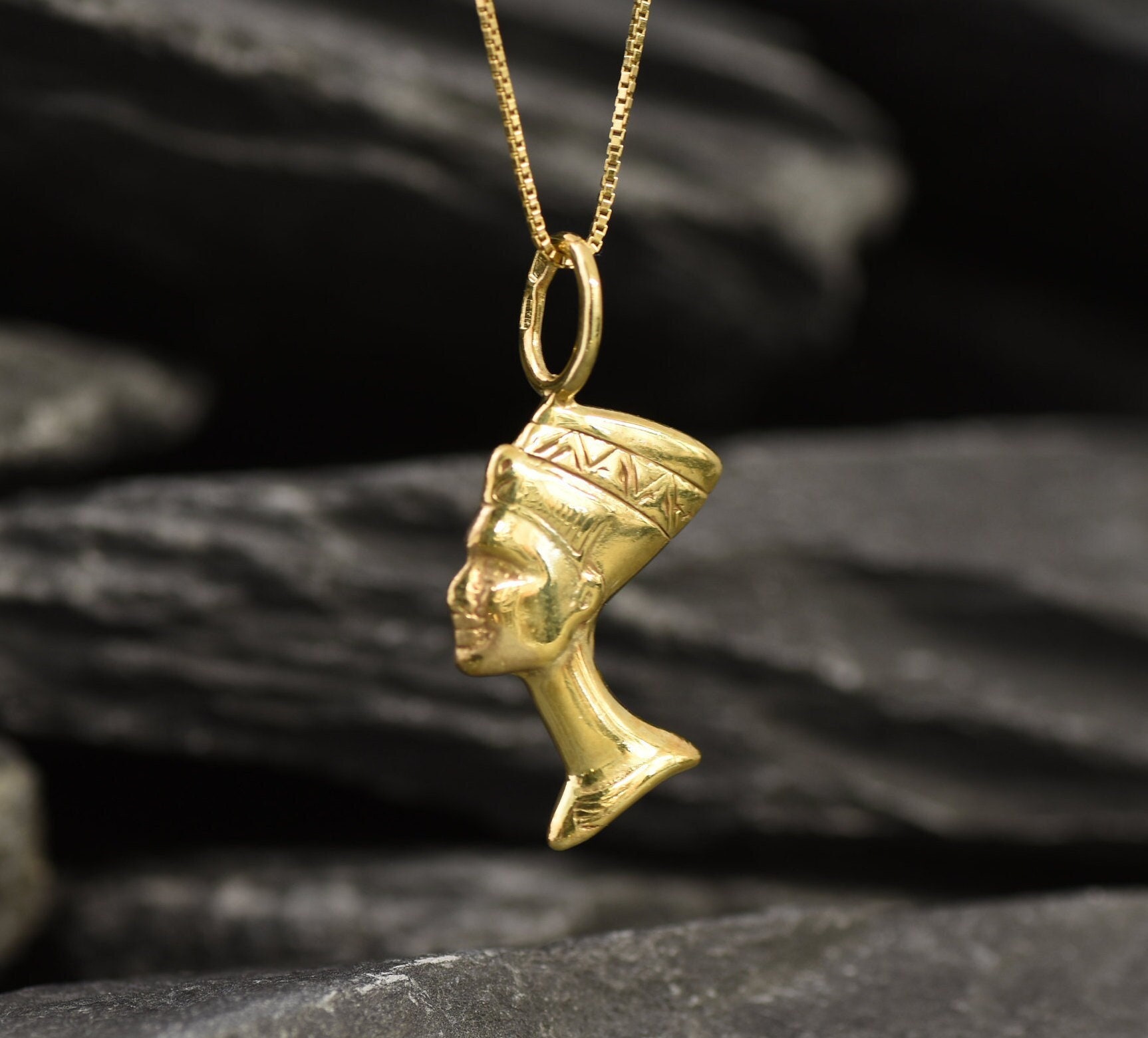 Gold Nefertiti Pendant, Egyptian Pendant, Antient Necklace Gold Nefertiti Pendant, Egyptian Pendant, Antient Necklace