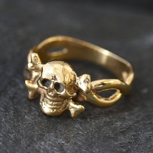Gold Skull Ring, Skull Band, Gold Vintage Ring, Artistic Ring, Skeleton Ring, Gothic Ring, Pirate Ring, 18K Gold Plated, Gold Vermeil