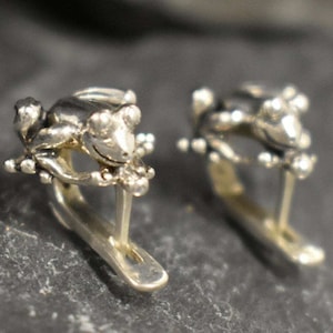 Silver Frog Earrings, Frog Studs, Lucky Earrings, Sterling Silver Earrings, Animal Earrings, Toad Earrings, Toad Studs, Solid Silver Studs
