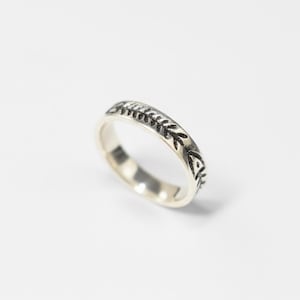 Fish Bone Ring, Engraved Band, Fish Ring, Dented Ring, Thick Silver Band, Sterling Silver Ring, Fishbone Silver Band, Solid Silver Ring